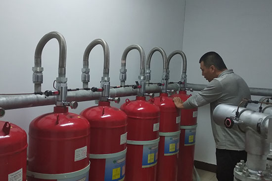 ���еĔ�(sh��)��(j��)�C(j��)������Ҫ���b���w���ϵ�y(t��ng)������(sh��)��(j��)�C(j��)�����w���ϵ�y(t��ng)����x����